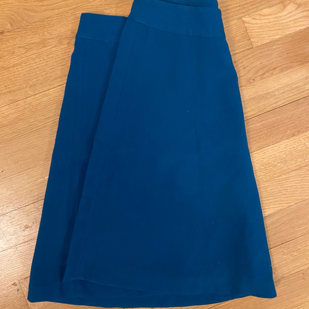 Never worn Loft skirt in blue
